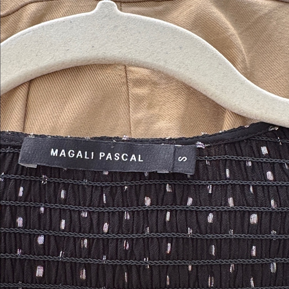 Magali Pascal - Picture 3 of 4